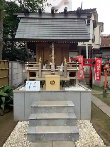 高円寺氷川神社の末社