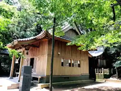 富田八幡神社の本殿