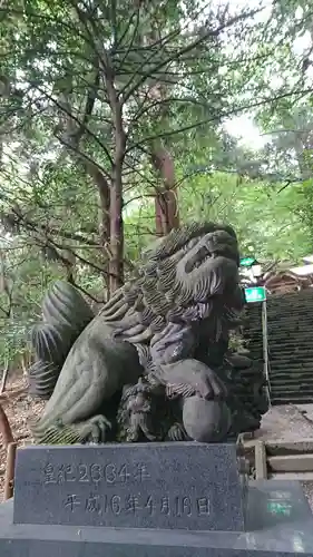 高千穂神社の狛犬