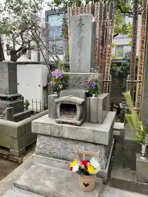 信行寺の{uncategorized: "未分類", other: "その他", undefined: "問題あり", building: "その他建物", grave: "お墓", sacred_gate: "鳥居", guardian: "狛犬", statue: "像", buddha: "仏像", history: "歴史", nature: "自然", garden: "庭園", animal: "動物", pagoda: "塔", temizu: "手水舎", mountain_gate: "山門・神門", sanctuary: "本殿・本堂", subordinate: "末社・摂社", art: "芸術", scenery: "景色", jizo: "地蔵", ema: "絵馬", goshuin: "御朱印", omikuji: "おみくじ", items: "授与品その他", amulet: "お守り", goshuincho: "御朱印帳", eats: "食事", festival: "お祭り", votive_dance: "神楽", shichigosan: "七五三参", wedding: "結婚式", experience: "体験その他", initially: "初詣", around: "周辺", anti_infection: "感染症対策"}