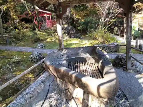 竹林寺の手水舎
