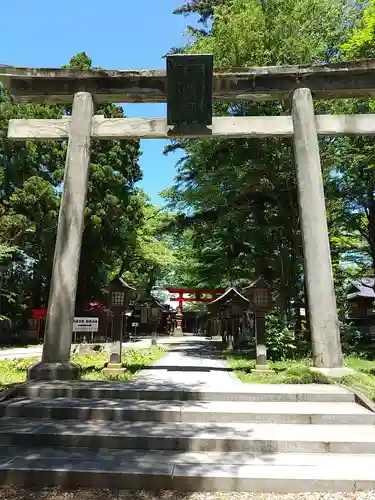 蠶養國神社の鳥居