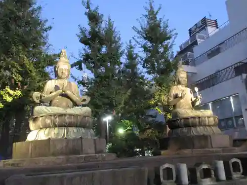 浅草寺の仏像