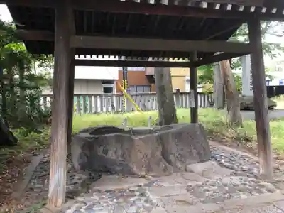 皇足穂吉田大御神宮の手水舎