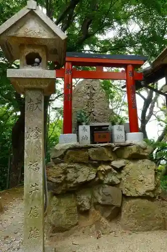 朝護孫子寺の末社・摂社