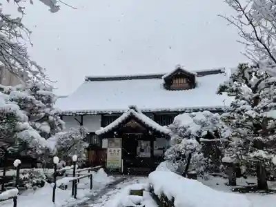 報恩寺の本殿・本堂
