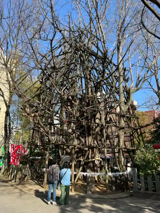 稲毛神社の{uncategorized: "未分類", other: "その他", undefined: "問題あり", building: "その他建物", grave: "お墓", sacred_gate: "鳥居", guardian: "狛犬", statue: "像", buddha: "仏像", history: "歴史", nature: "自然", garden: "庭園", animal: "動物", pagoda: "塔", temizu: "手水舎", mountain_gate: "山門・神門", sanctuary: "本殿・本堂", subordinate: "末社・摂社", art: "芸術", scenery: "景色", jizo: "地蔵", ema: "絵馬", goshuin: "御朱印", omikuji: "おみくじ", items: "授与品その他", amulet: "お守り", goshuincho: "御朱印帳", eats: "食事", festival: "お祭り", votive_dance: "神楽", shichigosan: "七五三参", wedding: "結婚式", experience: "体験その他", initially: "初詣", around: "周辺", anti_infection: "感染症対策"}