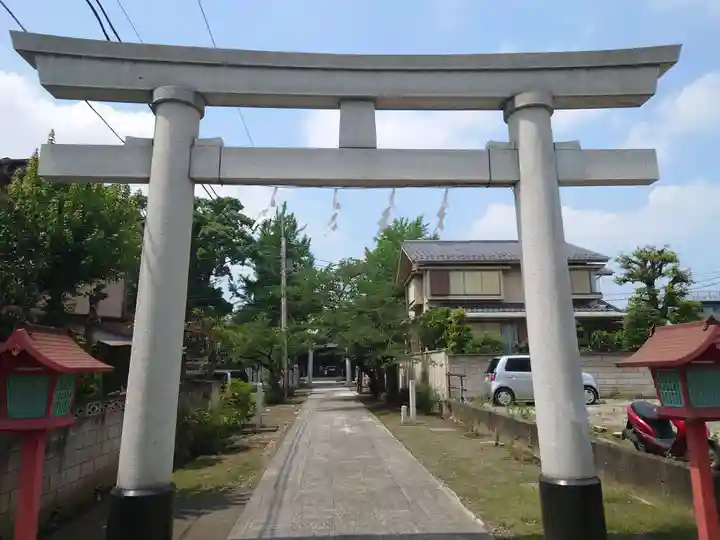 半田稲荷神社の鳥居