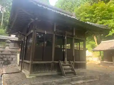 泉神社の本殿・本堂