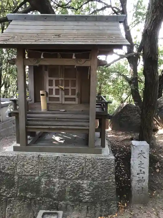 宇夫階神社の末社・摂社
