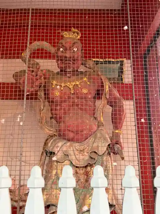 大須観音 (北野山真福寺宝生院)の{uncategorized: "未分類", other: "その他", undefined: "問題あり", building: "その他建物", grave: "お墓", sacred_gate: "鳥居", guardian: "狛犬", statue: "像", buddha: "仏像", history: "歴史", nature: "自然", garden: "庭園", animal: "動物", pagoda: "塔", temizu: "手水舎", mountain_gate: "山門・神門", sanctuary: "本殿・本堂", subordinate: "末社・摂社", art: "芸術", scenery: "景色", jizo: "地蔵", ema: "絵馬", goshuin: "御朱印", omikuji: "おみくじ", items: "授与品その他", amulet: "お守り", goshuincho: "御朱印帳", eats: "食事", festival: "お祭り", votive_dance: "神楽", shichigosan: "七五三参", wedding: "結婚式", experience: "体験その他", initially: "初詣", around: "周辺", anti_infection: "感染症対策"}