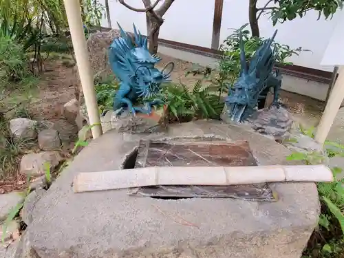 魚崎八幡宮神社の手水舎