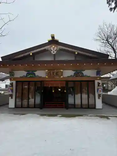 西野神社の{uncategorized: "未分類", other: "その他", undefined: "問題あり", building: "その他建物", grave: "お墓", sacred_gate: "鳥居", guardian: "狛犬", statue: "像", buddha: "仏像", history: "歴史", nature: "自然", garden: "庭園", animal: "動物", pagoda: "塔", temizu: "手水舎", mountain_gate: "山門・神門", sanctuary: "本殿・本堂", subordinate: "末社・摂社", art: "芸術", scenery: "景色", jizo: "地蔵", ema: "絵馬", goshuin: "御朱印", omikuji: "おみくじ", items: "授与品その他", amulet: "お守り", goshuincho: "御朱印帳", eats: "食事", festival: "お祭り", votive_dance: "神楽", shichigosan: "七五三参", wedding: "結婚式", experience: "体験その他", initially: "初詣", around: "周辺", anti_infection: "感染症対策"}