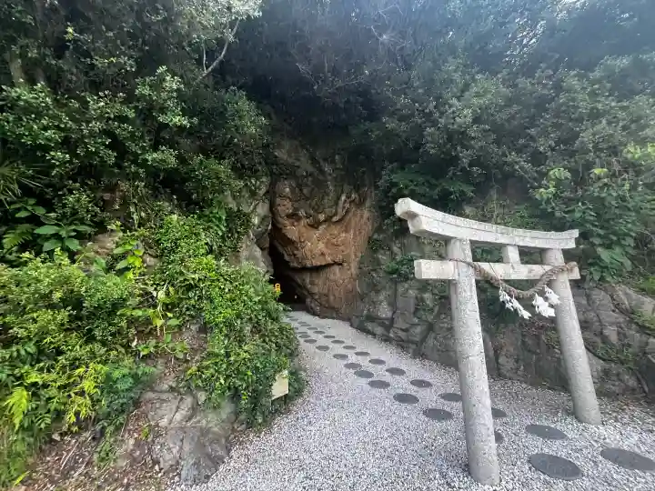 安乎岩戸神社(旧表記:安乎岩戸信龍神社)(兵庫県)