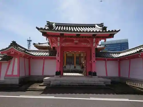 即得寺の山門