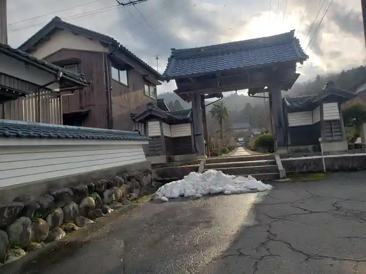 妙泰寺の山門・神門