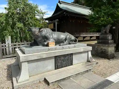 布多天神社の像