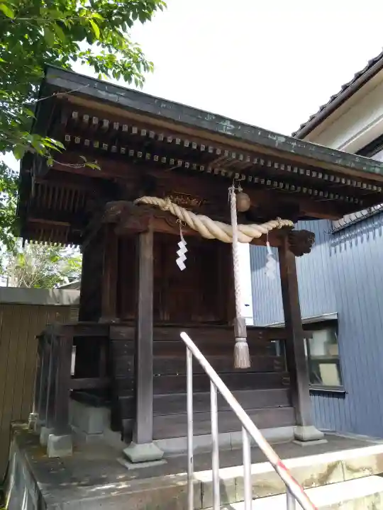 白山神社の{uncategorized: "未分類", other: "その他", undefined: "問題あり", building: "その他建物", grave: "お墓", sacred_gate: "鳥居", guardian: "狛犬", statue: "像", buddha: "仏像", history: "歴史", nature: "自然", garden: "庭園", animal: "動物", pagoda: "塔", temizu: "手水舎", mountain_gate: "山門・神門", sanctuary: "本殿・本堂", subordinate: "末社・摂社", art: "芸術", scenery: "景色", jizo: "地蔵", ema: "絵馬", goshuin: "御朱印", omikuji: "おみくじ", items: "授与品その他", amulet: "お守り", goshuincho: "御朱印帳", eats: "食事", festival: "お祭り", votive_dance: "神楽", shichigosan: "七五三参", wedding: "結婚式", experience: "体験その他", initially: "初詣", around: "周辺", anti_infection: "感染症対策"}