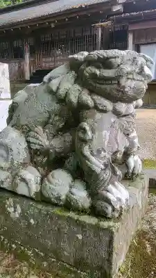 新田神社の{uncategorized: "未分類", other: "その他", undefined: "問題あり", building: "その他建物", grave: "お墓", sacred_gate: "鳥居", guardian: "狛犬", statue: "像", buddha: "仏像", history: "歴史", nature: "自然", garden: "庭園", animal: "動物", pagoda: "塔", temizu: "手水舎", mountain_gate: "山門・神門", sanctuary: "本殿・本堂", subordinate: "末社・摂社", art: "芸術", scenery: "景色", jizo: "地蔵", ema: "絵馬", goshuin: "御朱印", omikuji: "おみくじ", items: "授与品その他", amulet: "お守り", goshuincho: "御朱印帳", eats: "食事", festival: "お祭り", votive_dance: "神楽", shichigosan: "七五三参", wedding: "結婚式", experience: "体験その他", initially: "初詣", around: "周辺", anti_infection: "感染症対策"}