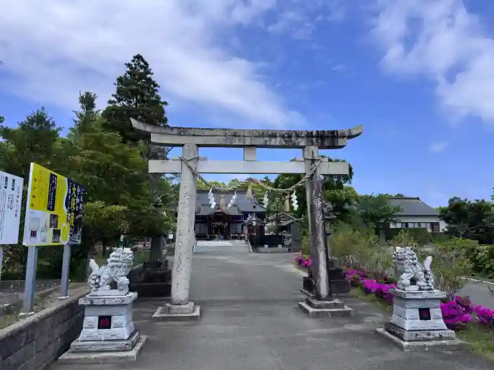 白子神社の{uncategorized: "未分類", other: "その他", undefined: "問題あり", building: "その他建物", grave: "お墓", sacred_gate: "鳥居", guardian: "狛犬", statue: "像", buddha: "仏像", history: "歴史", nature: "自然", garden: "庭園", animal: "動物", pagoda: "塔", temizu: "手水舎", mountain_gate: "山門・神門", sanctuary: "本殿・本堂", subordinate: "末社・摂社", art: "芸術", scenery: "景色", jizo: "地蔵", ema: "絵馬", goshuin: "御朱印", omikuji: "おみくじ", items: "授与品その他", amulet: "お守り", goshuincho: "御朱印帳", eats: "食事", festival: "お祭り", votive_dance: "神楽", shichigosan: "七五三参", wedding: "結婚式", experience: "体験その他", initially: "初詣", around: "周辺", anti_infection: "感染症対策"}