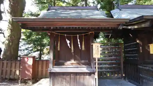 諏訪大社下社秋宮の末社・摂社