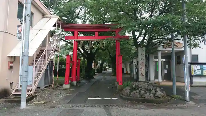 八幡神社の鳥居