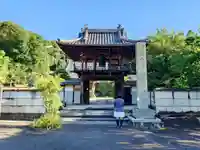 普賢寺の山門・神門