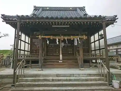 黒龍神社の本殿・本堂