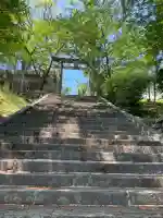淵神社の{uncategorized: "未分類", other: "その他", undefined: "問題あり", building: "その他建物", grave: "お墓", sacred_gate: "鳥居", guardian: "狛犬", statue: "像", buddha: "仏像", history: "歴史", nature: "自然", garden: "庭園", animal: "動物", pagoda: "塔", temizu: "手水舎", mountain_gate: "山門・神門", sanctuary: "本殿・本堂", subordinate: "末社・摂社", art: "芸術", scenery: "景色", jizo: "地蔵", ema: "絵馬", goshuin: "御朱印", omikuji: "おみくじ", items: "授与品その他", amulet: "お守り", goshuincho: "御朱印帳", eats: "食事", festival: "お祭り", votive_dance: "神楽", shichigosan: "七五三参", wedding: "結婚式", experience: "体験その他", initially: "初詣", around: "周辺", anti_infection: "感染症対策"}