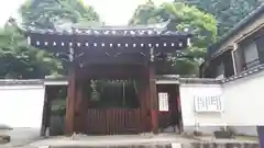 放生院常光寺の山門