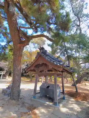 八幡宮（宮後）の手水舎