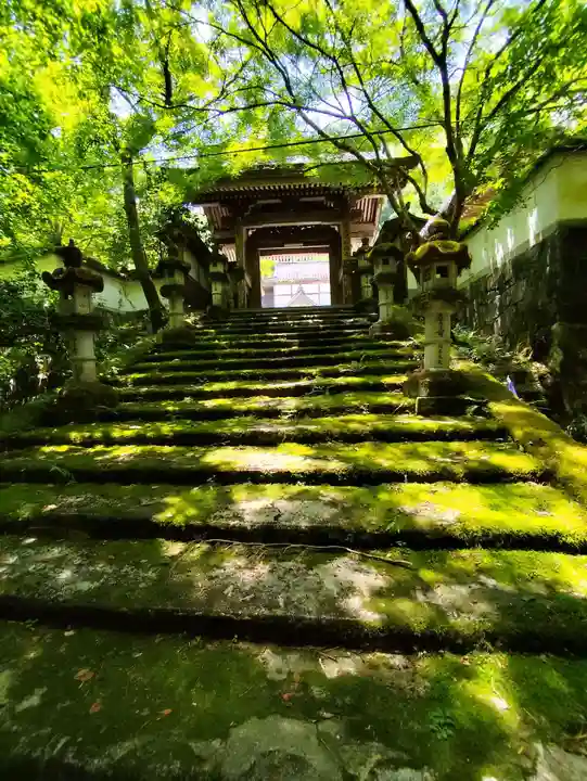 瑠璃寺(兵庫県)