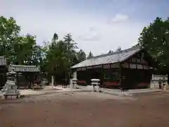 諏訪神社の本殿