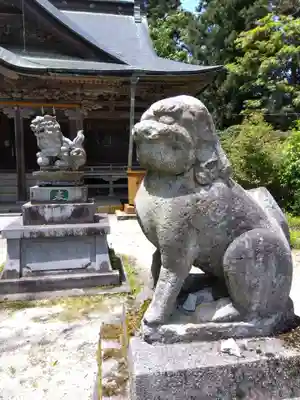 能登生国玉比古神社の狛犬