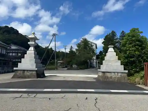 須須神社の建物その他