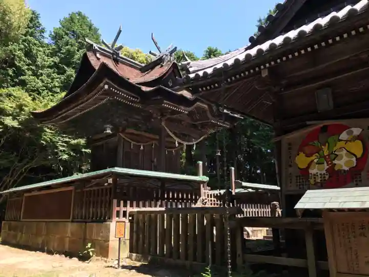 牛窓神社の本殿・本堂