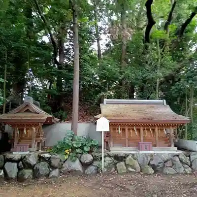 新熊野神社の末社・摂社