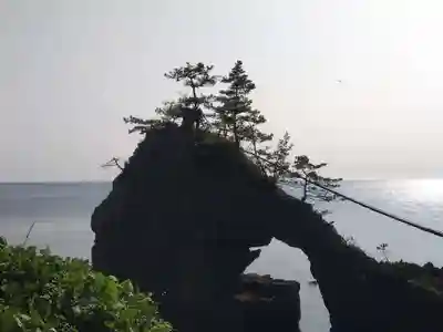 機具岩神社(能登二見)(石川県)