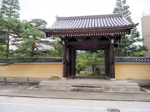 承天寺の山門