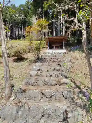 雲慶院の末社・摂社