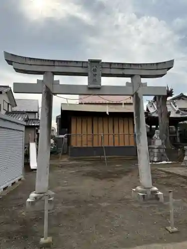 八幡神社の{uncategorized: "未分類", other: "その他", undefined: "問題あり", building: "その他建物", grave: "お墓", sacred_gate: "鳥居", guardian: "狛犬", statue: "像", buddha: "仏像", history: "歴史", nature: "自然", garden: "庭園", animal: "動物", pagoda: "塔", temizu: "手水舎", mountain_gate: "山門・神門", sanctuary: "本殿・本堂", subordinate: "末社・摂社", art: "芸術", scenery: "景色", jizo: "地蔵", ema: "絵馬", goshuin: "御朱印", omikuji: "おみくじ", items: "授与品その他", amulet: "お守り", goshuincho: "御朱印帳", eats: "食事", festival: "お祭り", votive_dance: "神楽", shichigosan: "七五三参", wedding: "結婚式", experience: "体験その他", initially: "初詣", around: "周辺", anti_infection: "感染症対策"}