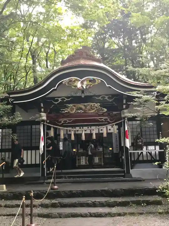新屋山神社の本殿・本堂
