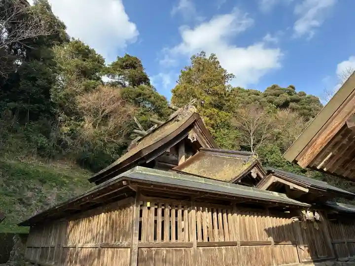 眞名井神社の{uncategorized: "未分類", other: "その他", undefined: "問題あり", building: "その他建物", grave: "お墓", sacred_gate: "鳥居", guardian: "狛犬", statue: "像", buddha: "仏像", history: "歴史", nature: "自然", garden: "庭園", animal: "動物", pagoda: "塔", temizu: "手水舎", mountain_gate: "山門・神門", sanctuary: "本殿・本堂", subordinate: "末社・摂社", art: "芸術", scenery: "景色", jizo: "地蔵", ema: "絵馬", goshuin: "御朱印", omikuji: "おみくじ", items: "授与品その他", amulet: "お守り", goshuincho: "御朱印帳", eats: "食事", festival: "お祭り", votive_dance: "神楽", shichigosan: "七五三参", wedding: "結婚式", experience: "体験その他", initially: "初詣", around: "周辺", anti_infection: "感染症対策"}