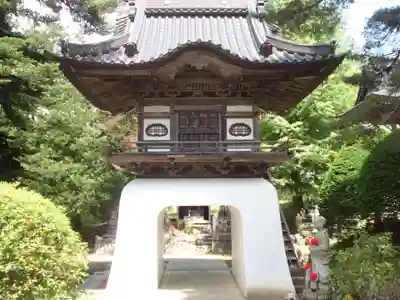 洞雲寺の山門・神門