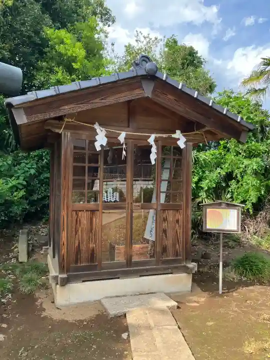 境香取神社の{uncategorized: "未分類", other: "その他", undefined: "問題あり", building: "その他建物", grave: "お墓", sacred_gate: "鳥居", guardian: "狛犬", statue: "像", buddha: "仏像", history: "歴史", nature: "自然", garden: "庭園", animal: "動物", pagoda: "塔", temizu: "手水舎", mountain_gate: "山門・神門", sanctuary: "本殿・本堂", subordinate: "末社・摂社", art: "芸術", scenery: "景色", jizo: "地蔵", ema: "絵馬", goshuin: "御朱印", omikuji: "おみくじ", items: "授与品その他", amulet: "お守り", goshuincho: "御朱印帳", eats: "食事", festival: "お祭り", votive_dance: "神楽", shichigosan: "七五三参", wedding: "結婚式", experience: "体験その他", initially: "初詣", around: "周辺", anti_infection: "感染症対策"}