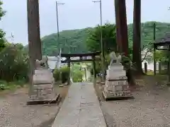 新羅神社の鳥居