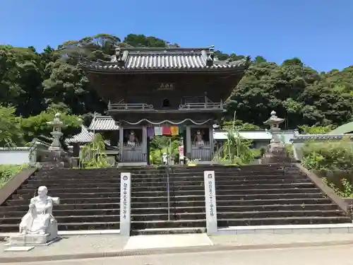 平等寺の山門・神門