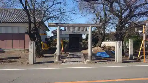 牛沢神社の鳥居