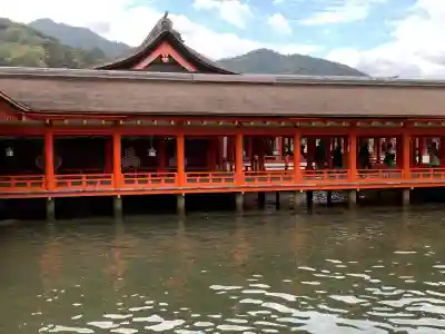 厳島神社(広島県)