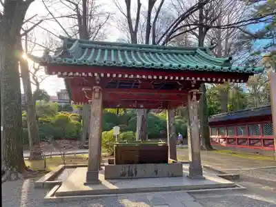 根津神社の手水舎
